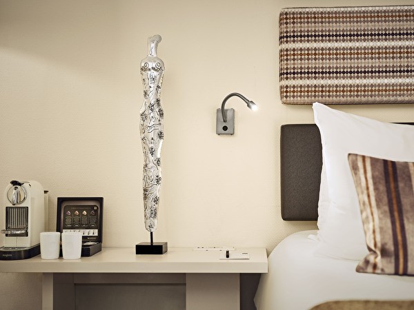  Souterrain City Room