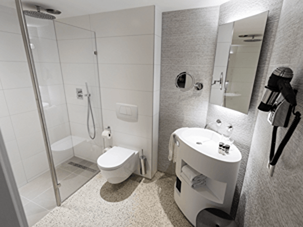 Spacious City Suite coffee facilities