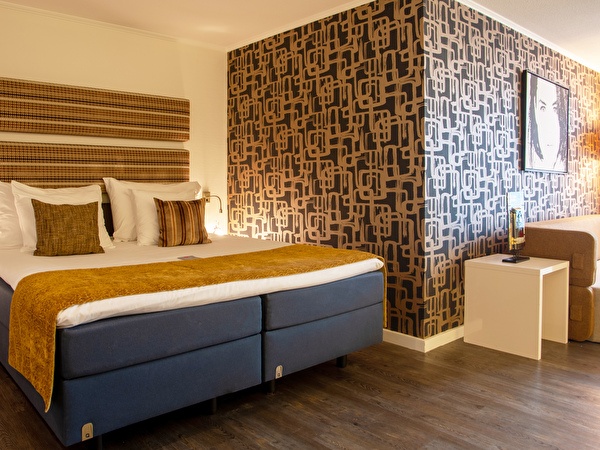  Spacious City Suite
