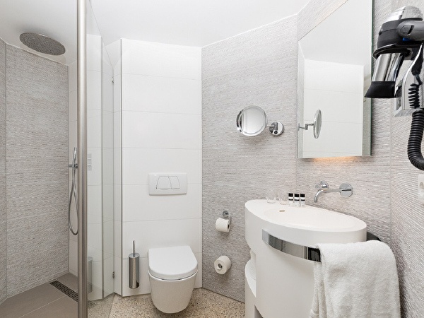 Superb City Room